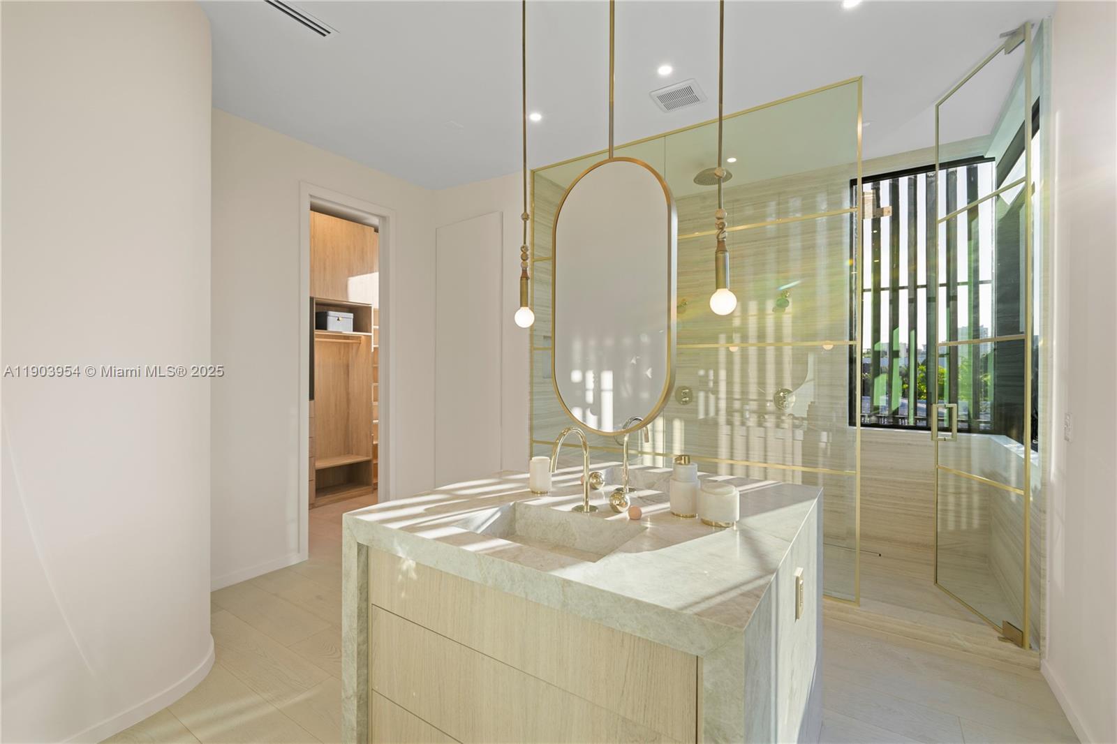 AMD PLAT OF SUNSET LAKE S - Residential