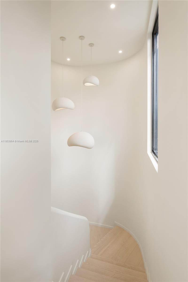 AMD PLAT OF SUNSET LAKE S - Residential