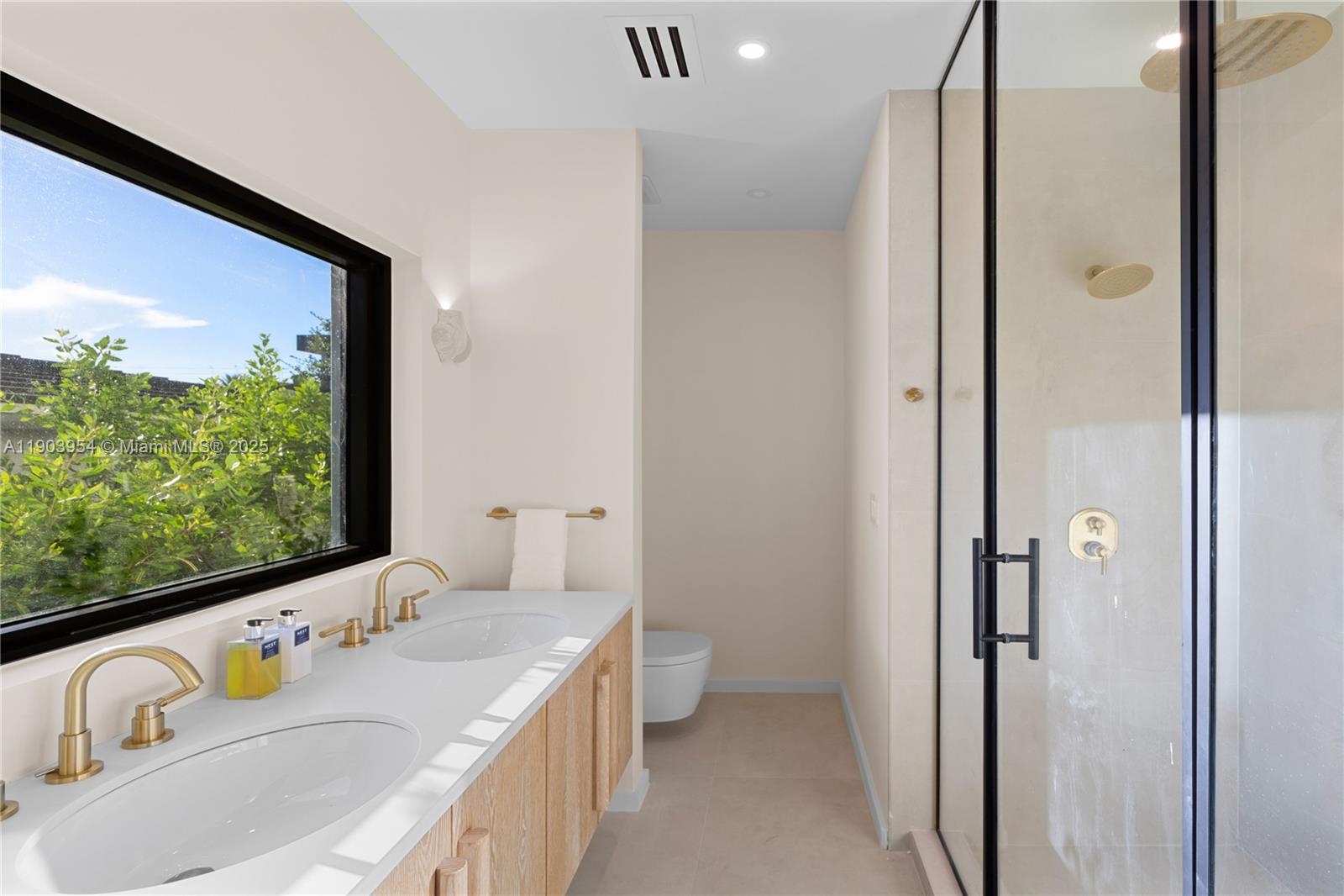 AMD PLAT OF SUNSET LAKE S - Residential