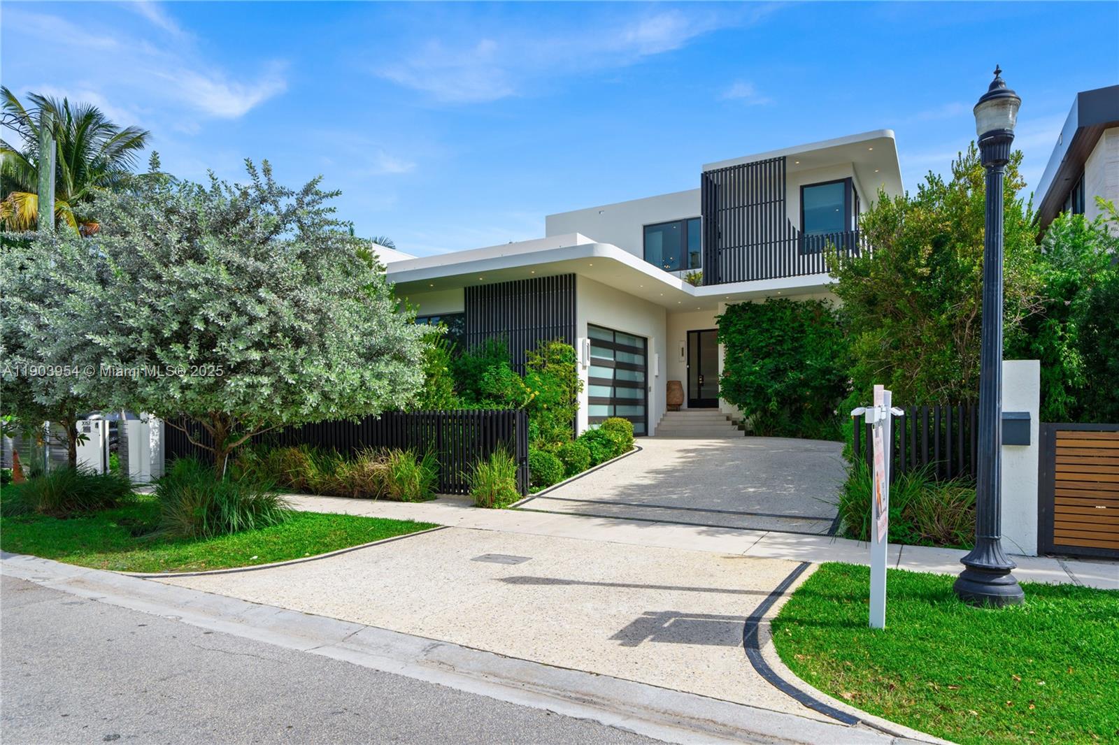 AMD PLAT OF SUNSET LAKE S - Residential