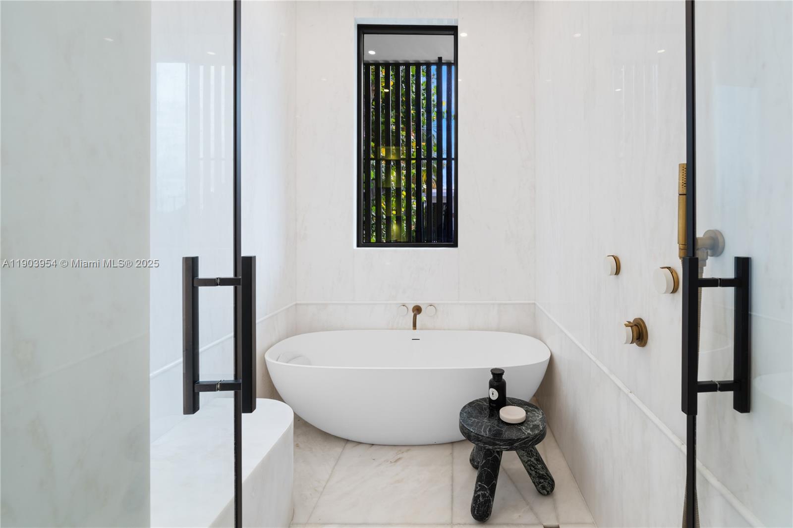 AMD PLAT OF SUNSET LAKE S - Residential