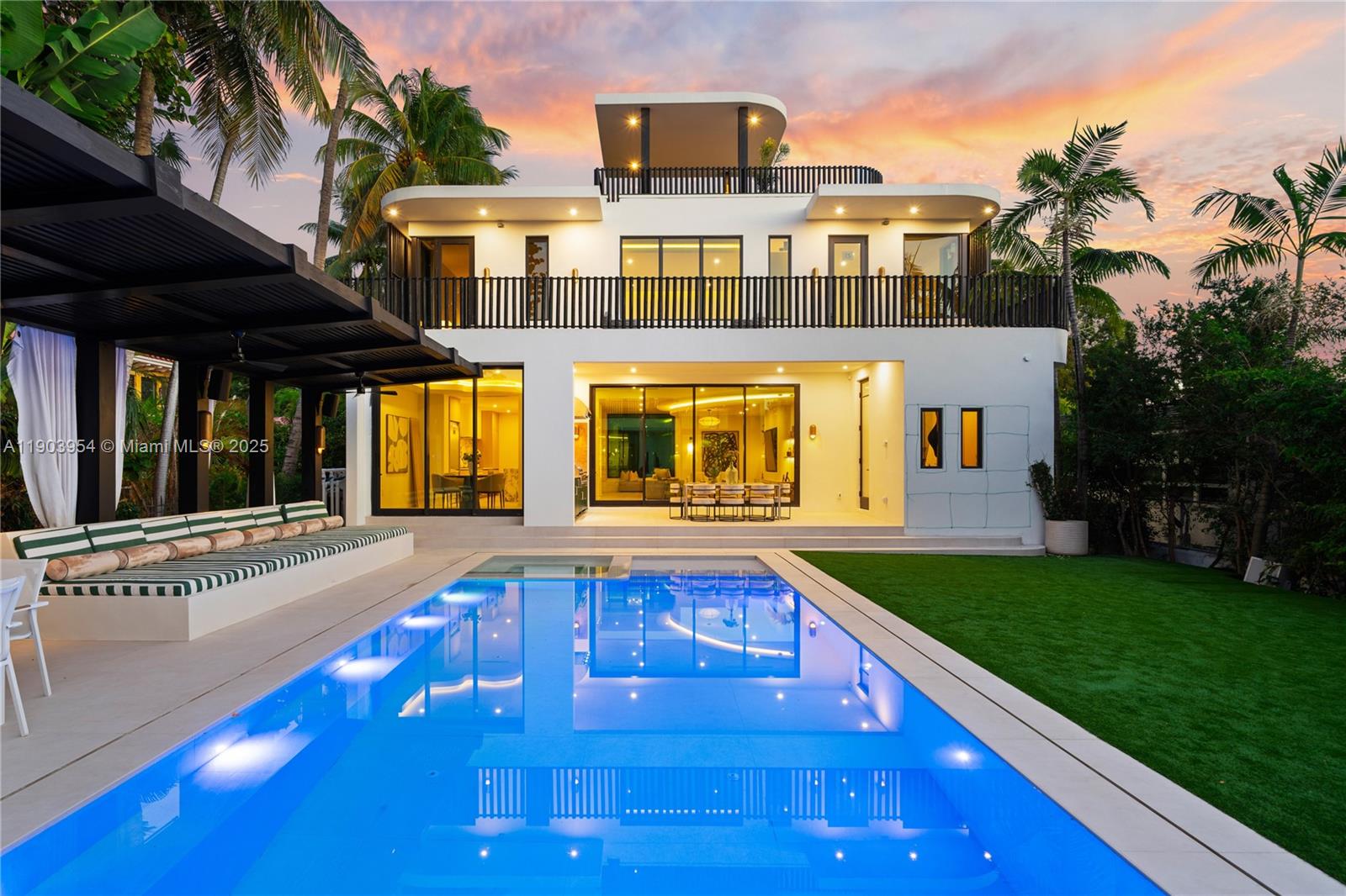 AMD PLAT OF SUNSET LAKE S - Residential