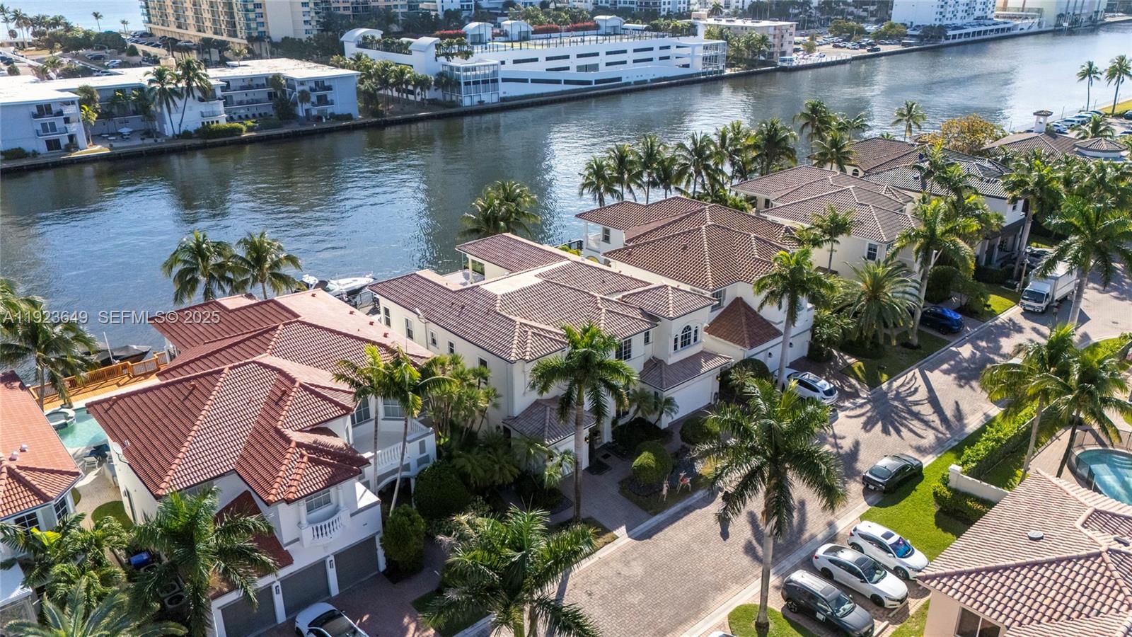 THREE ISLANDS 3RD SECTION - Residential