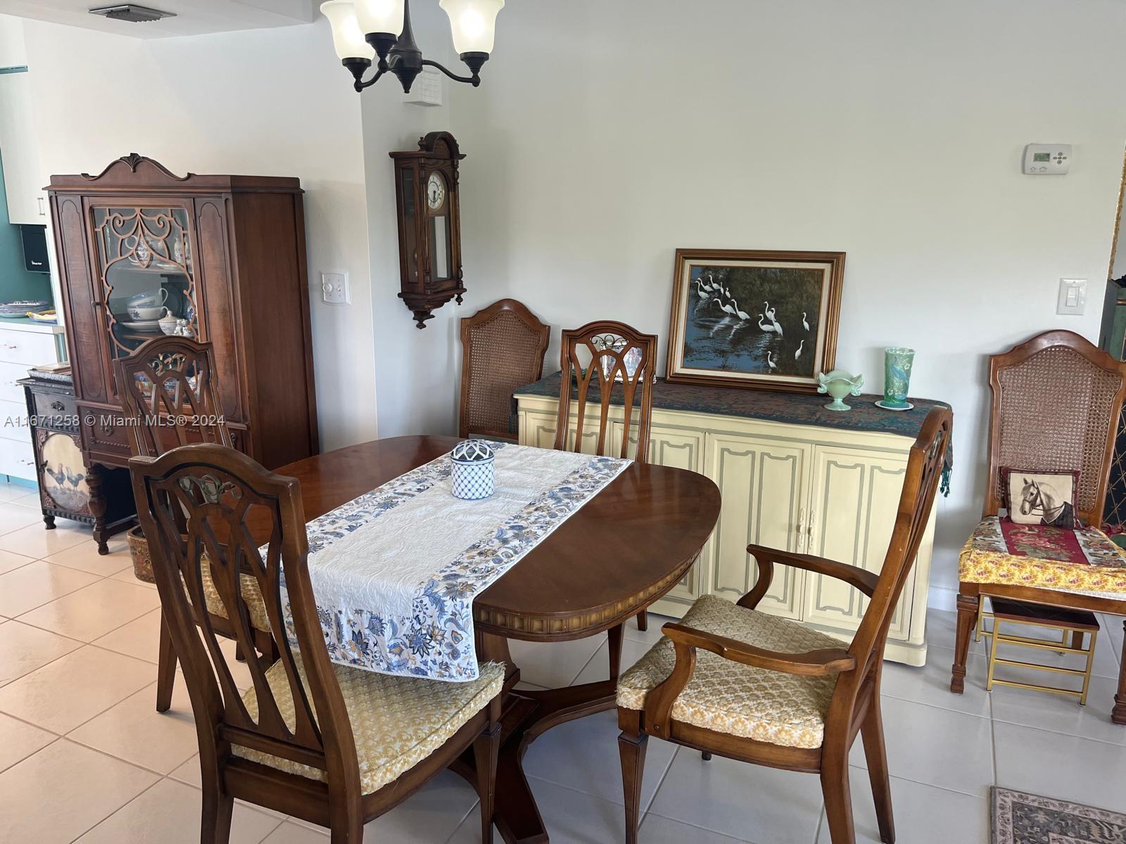 WIMBLEDON AT JACARANDA CO - Residential