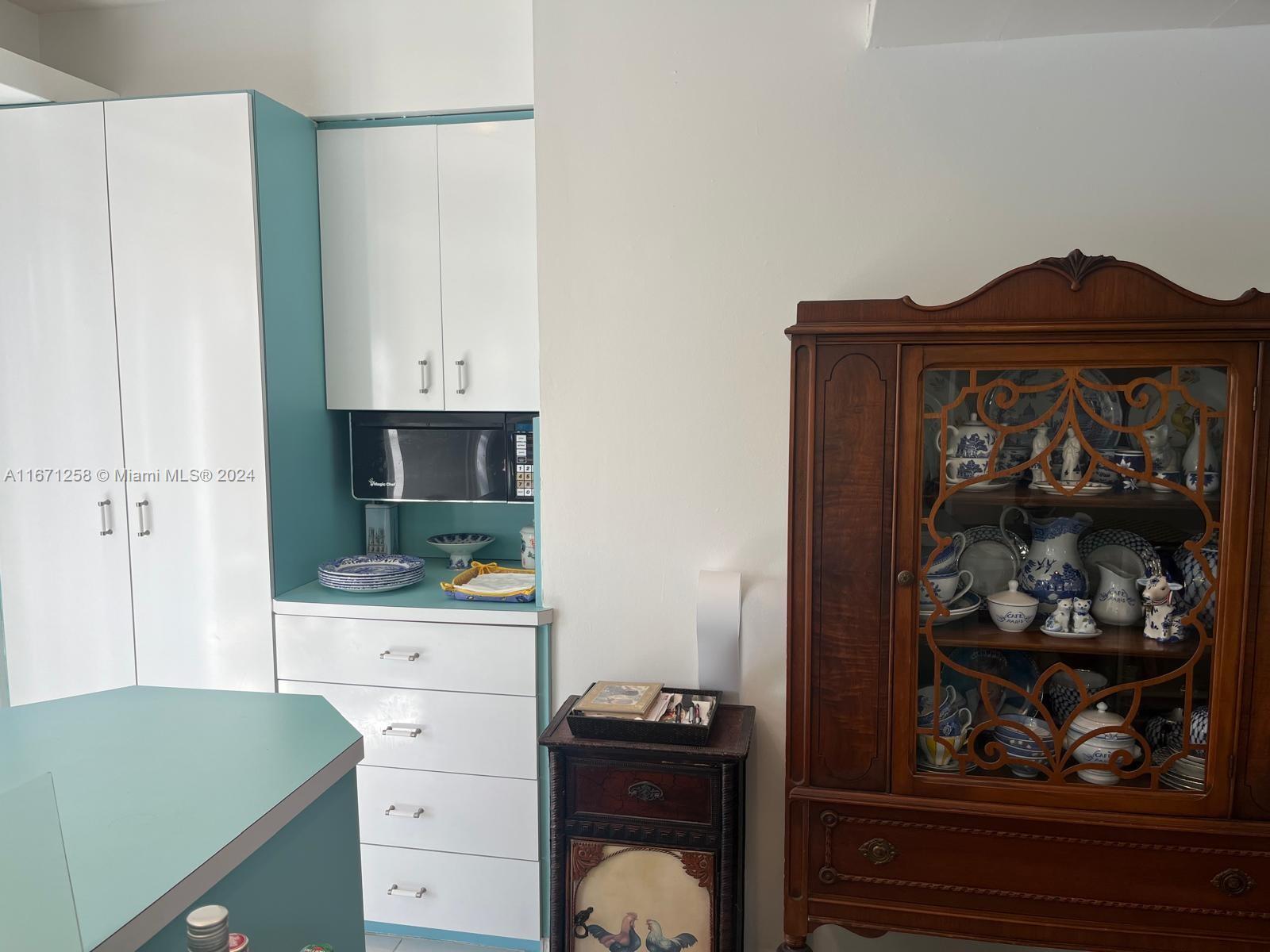 WIMBLEDON AT JACARANDA CO - Residential