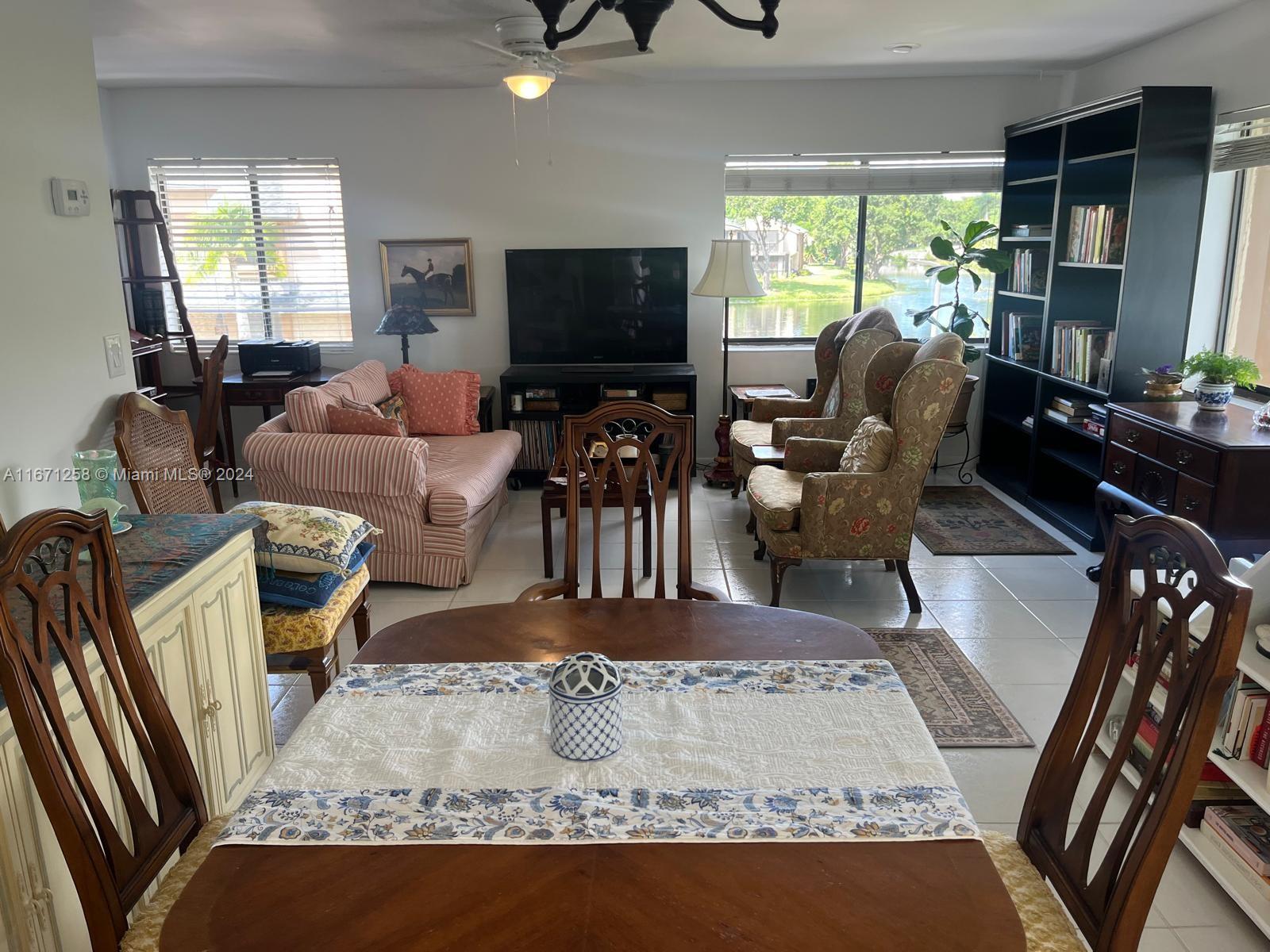 WIMBLEDON AT JACARANDA CO - Residential