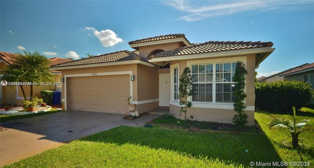 Photo of 16524 NW 24th St, Pembroke Pines, FL 33028 (MLS # A11489823)