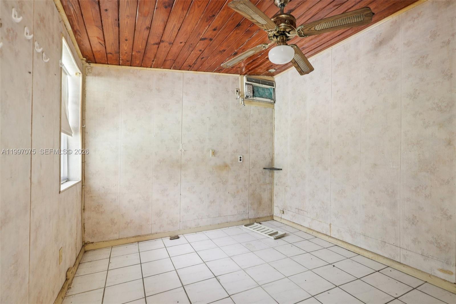 POMPANO BEACH HIGHLANDS 4 - Residential