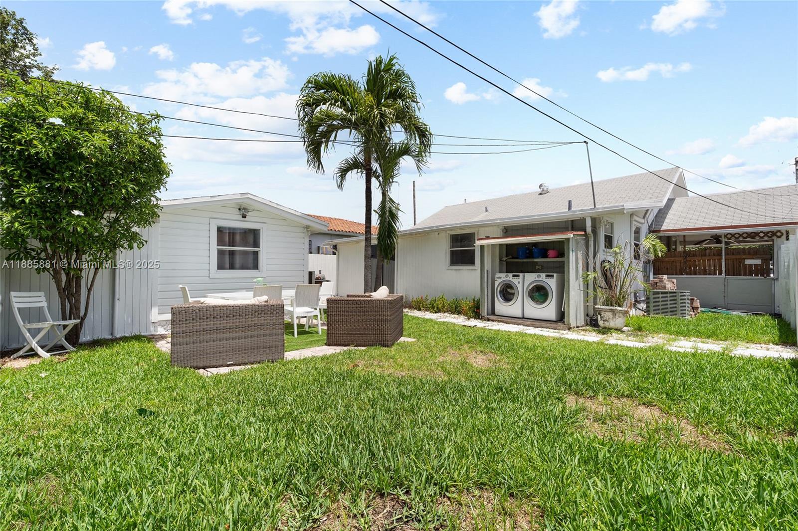 THE PINES - Residential Income