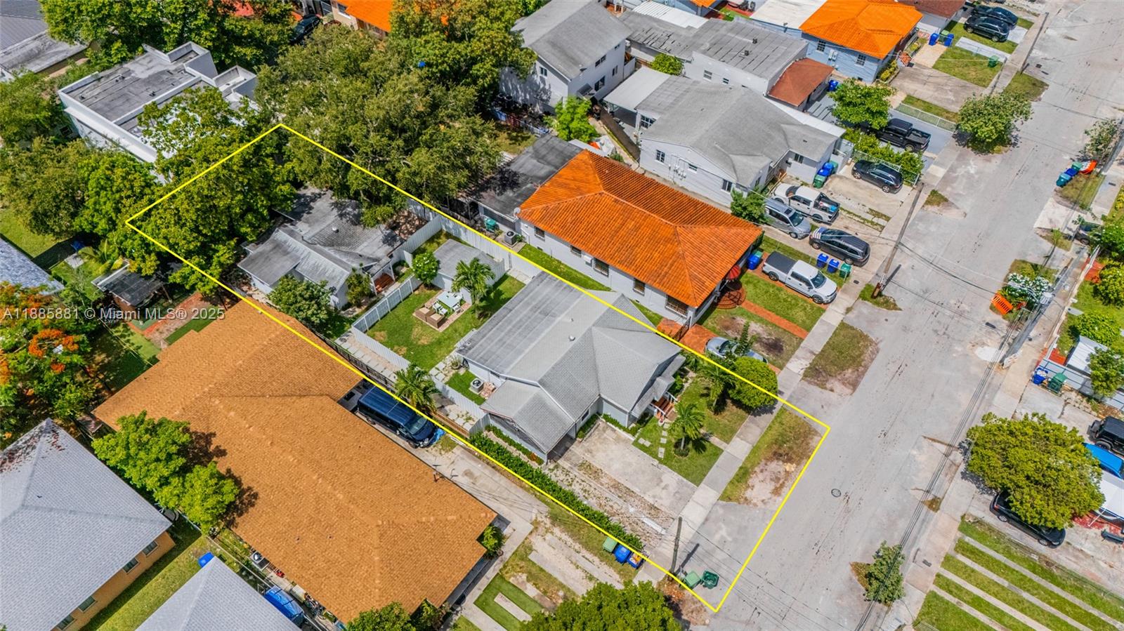 THE PINES - Residential Income