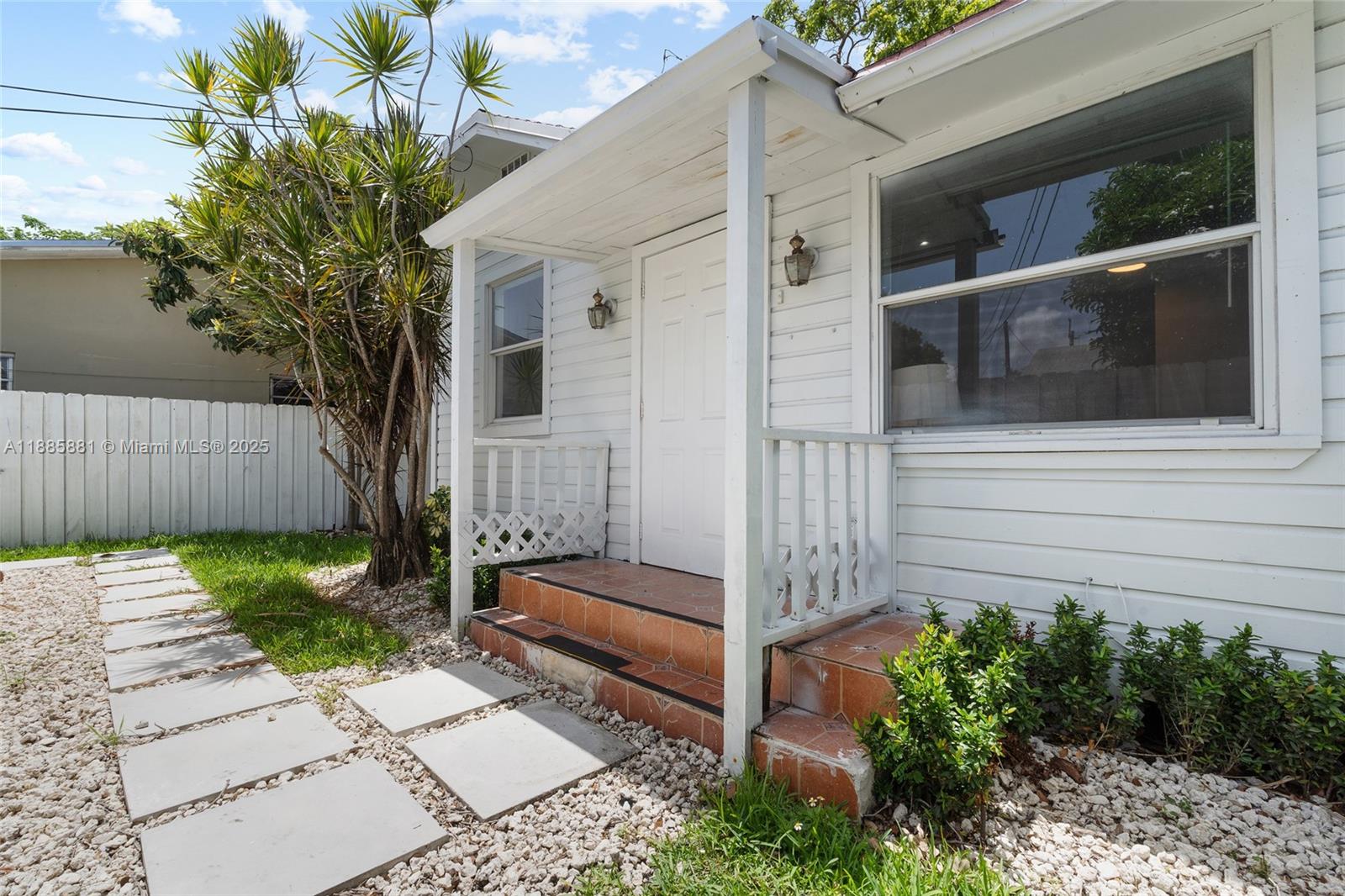 THE PINES - Residential Income