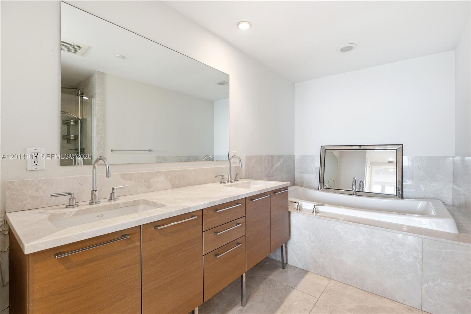 JADE BEACH CONDO - Residential