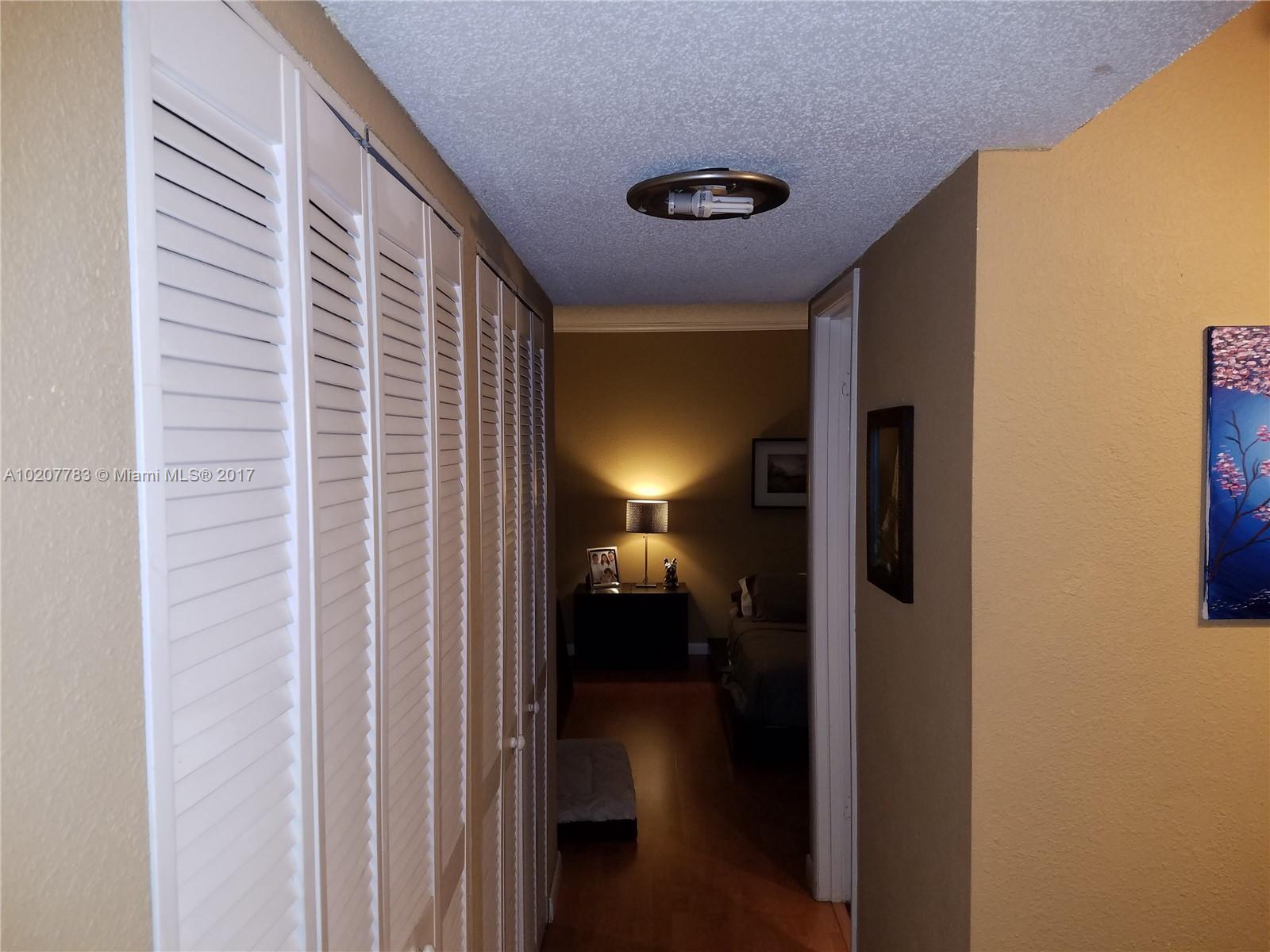 Lakeview Gardens At Miami - Residential Lease