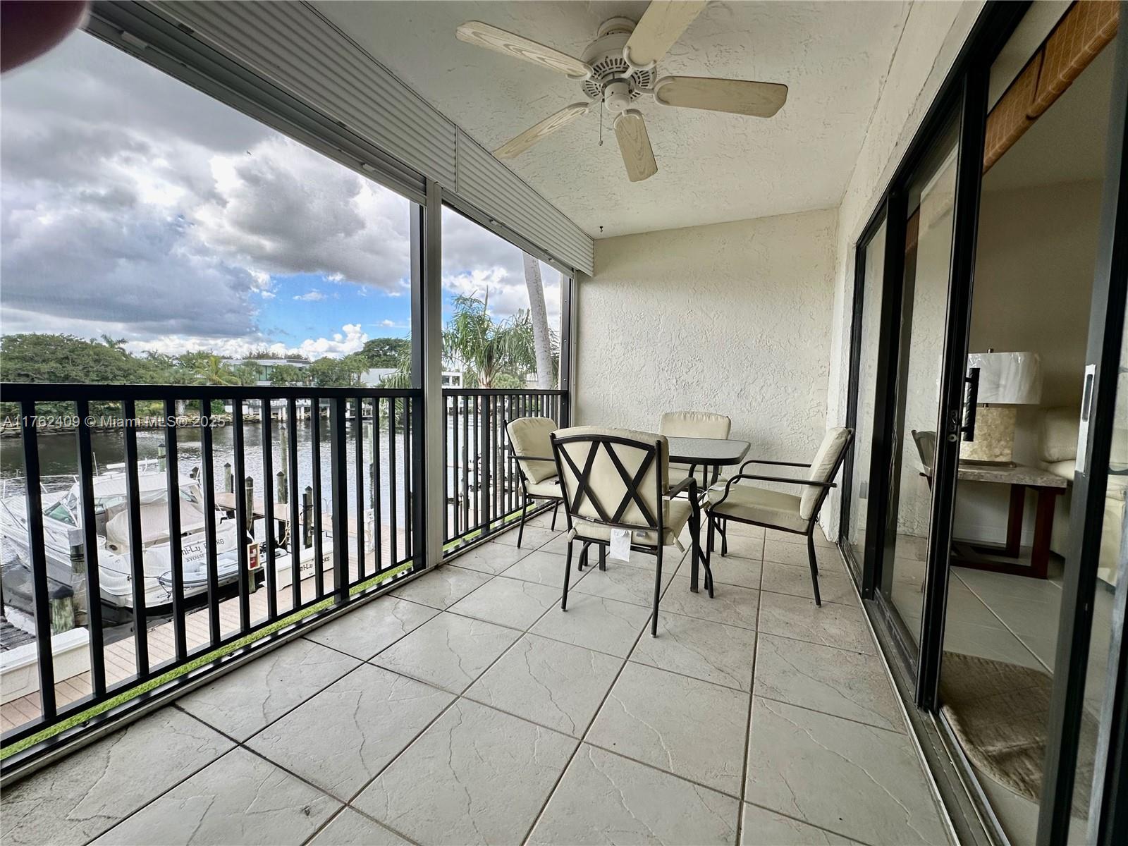 CAPTAINS WALK CONDO - Residential