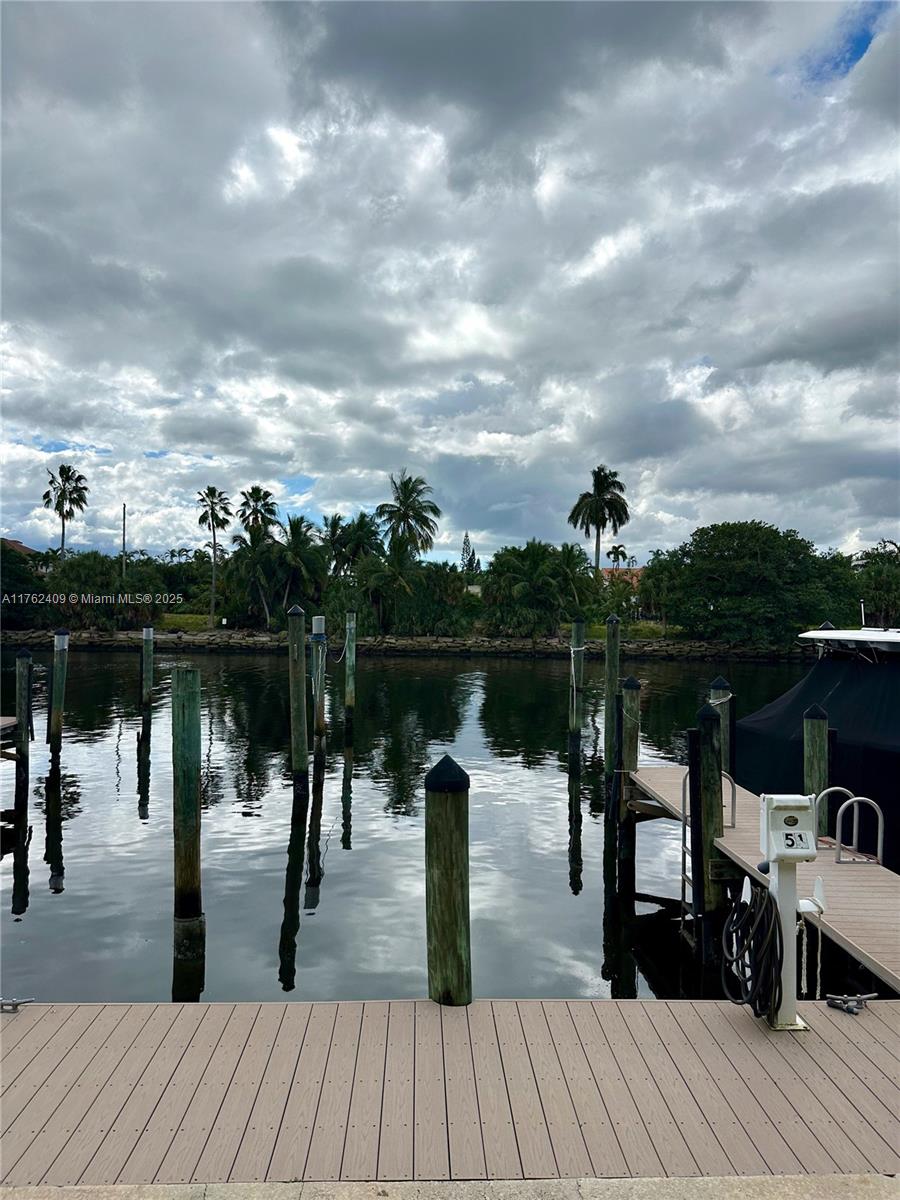 CAPTAINS WALK CONDO - Residential