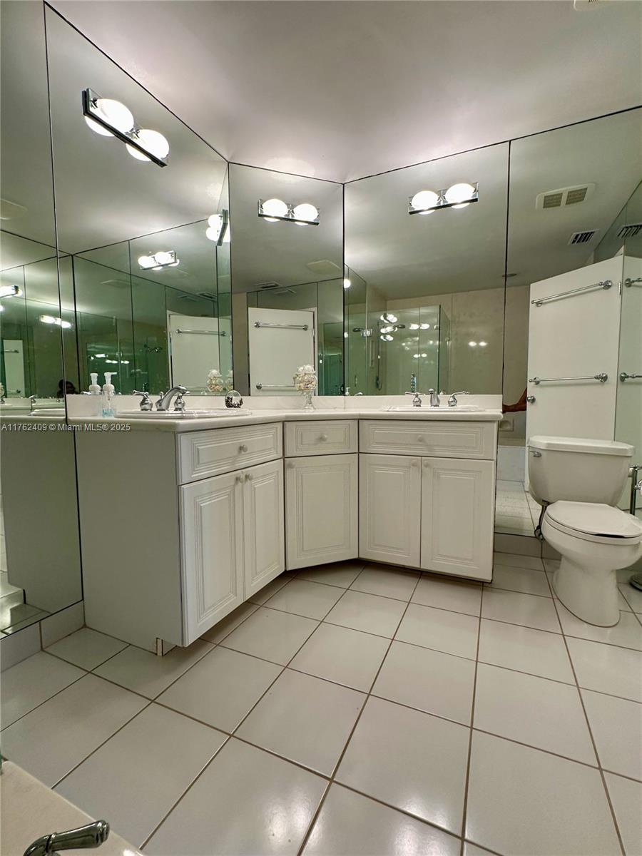 CAPTAINS WALK CONDO - Residential