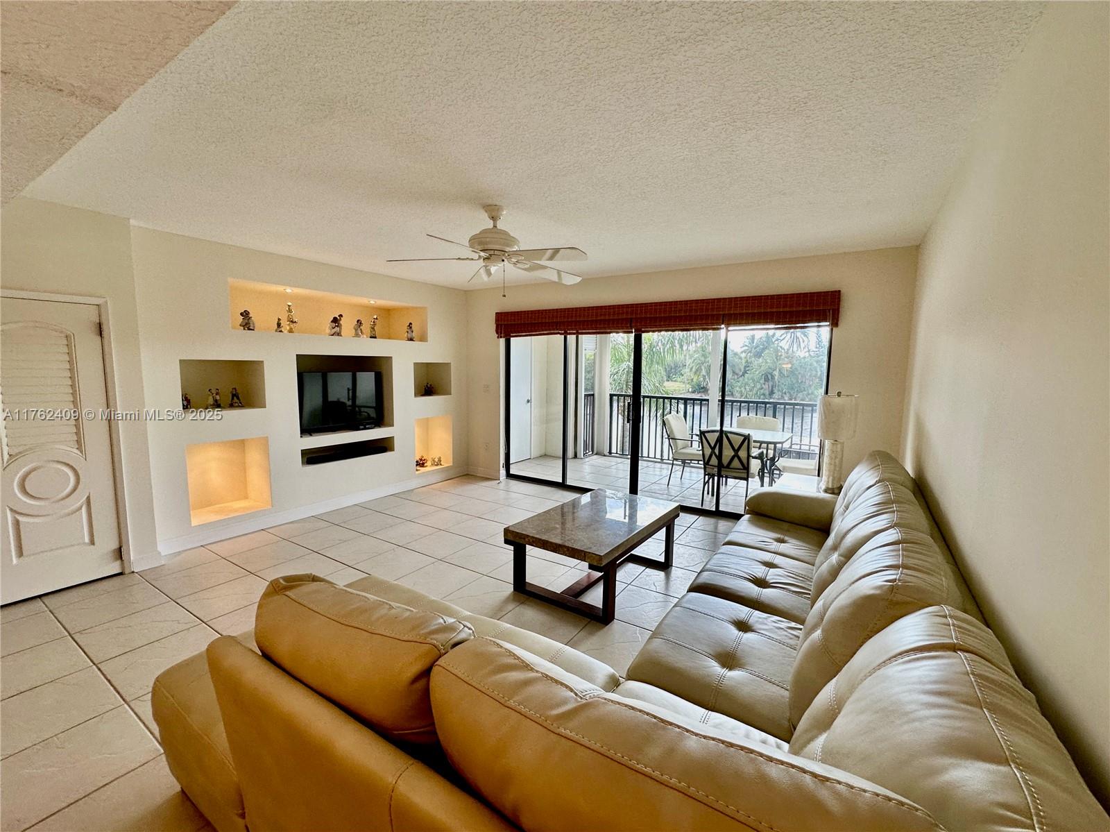 CAPTAINS WALK CONDO - Residential