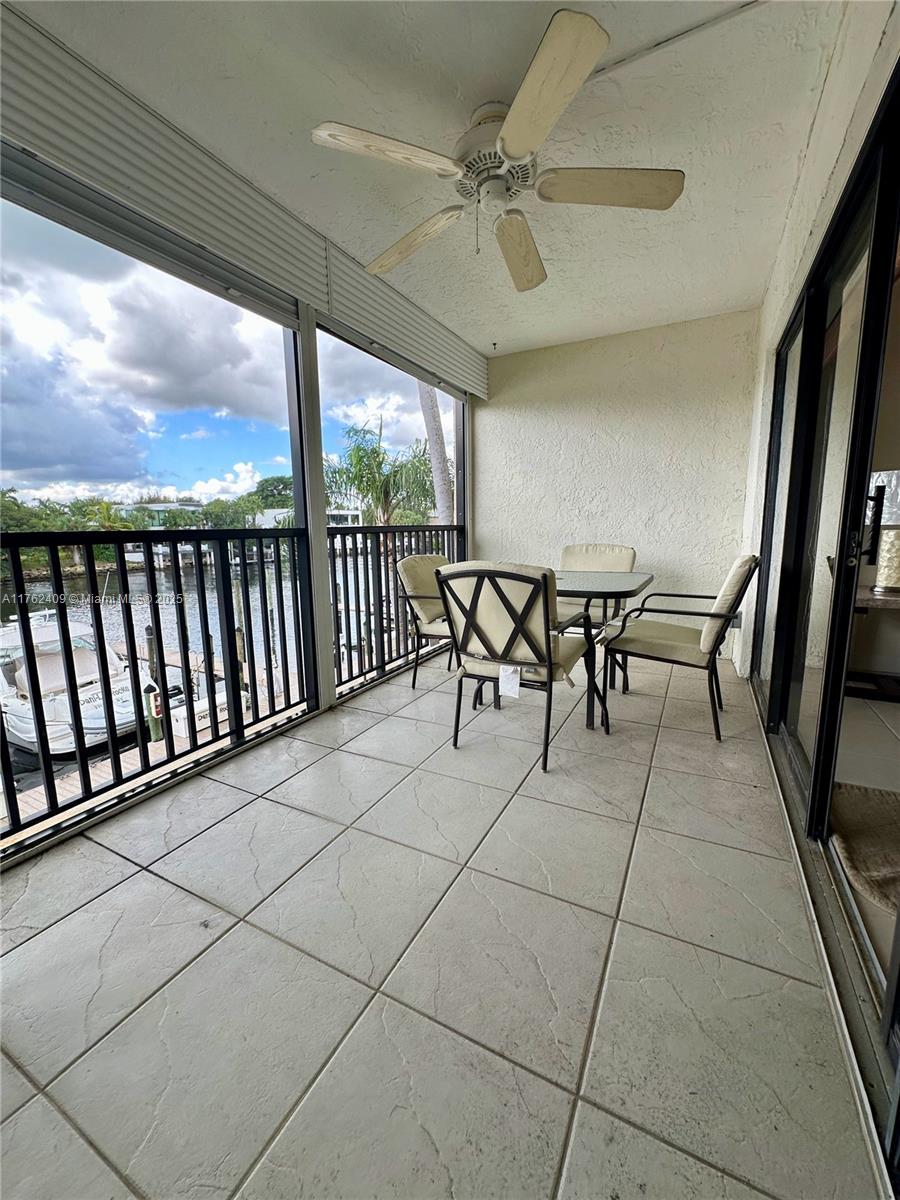 CAPTAINS WALK CONDO - Residential
