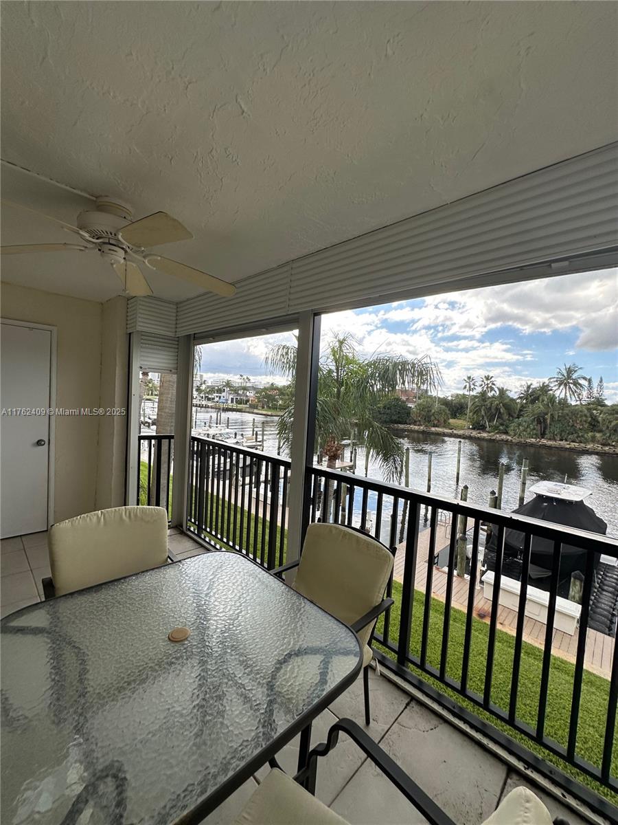 CAPTAINS WALK CONDO - Residential