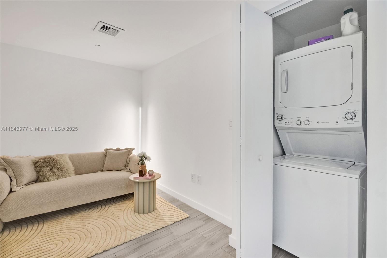 1300 S MIAMI AVENUE CONDO - Residential