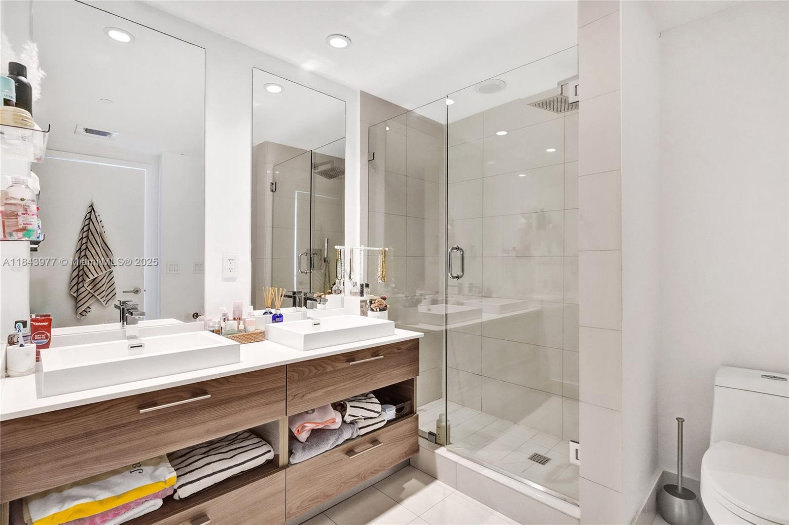 1300 S MIAMI AVENUE CONDO - Residential