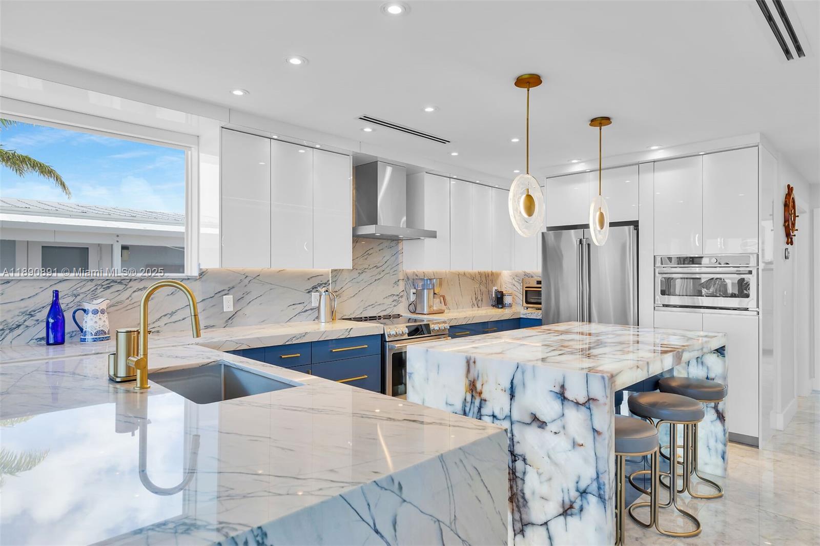 BLUE WATERS TR VILLAGE SE - Residential