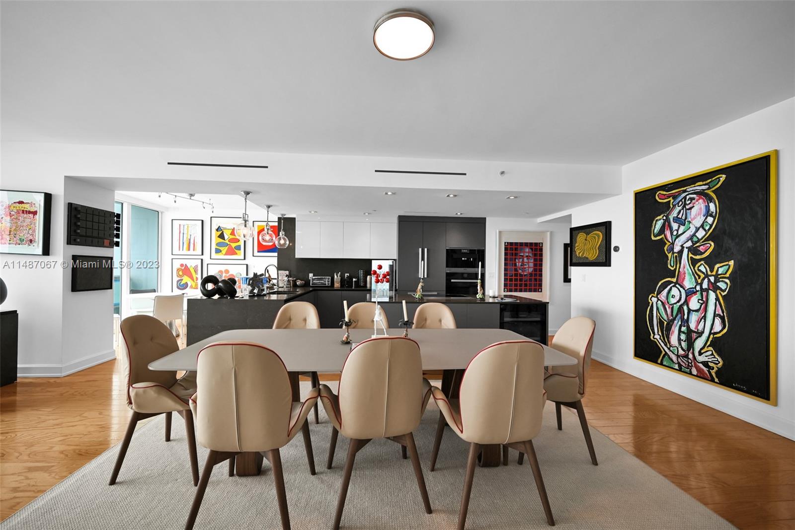 SANTA MARIA CONDO - Residential