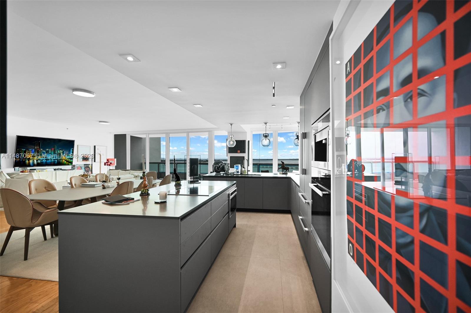 SANTA MARIA CONDO - Residential