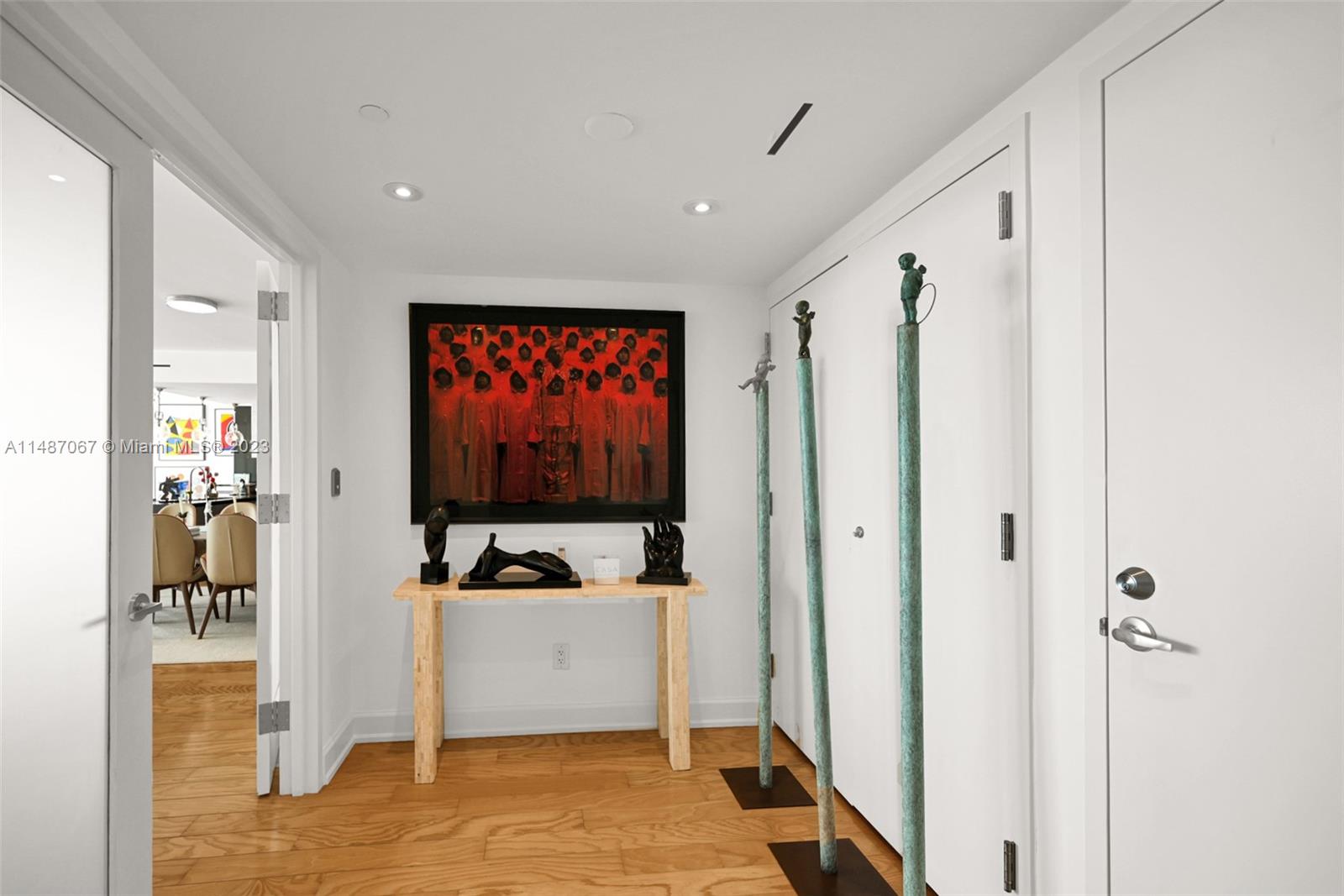 SANTA MARIA CONDO - Residential