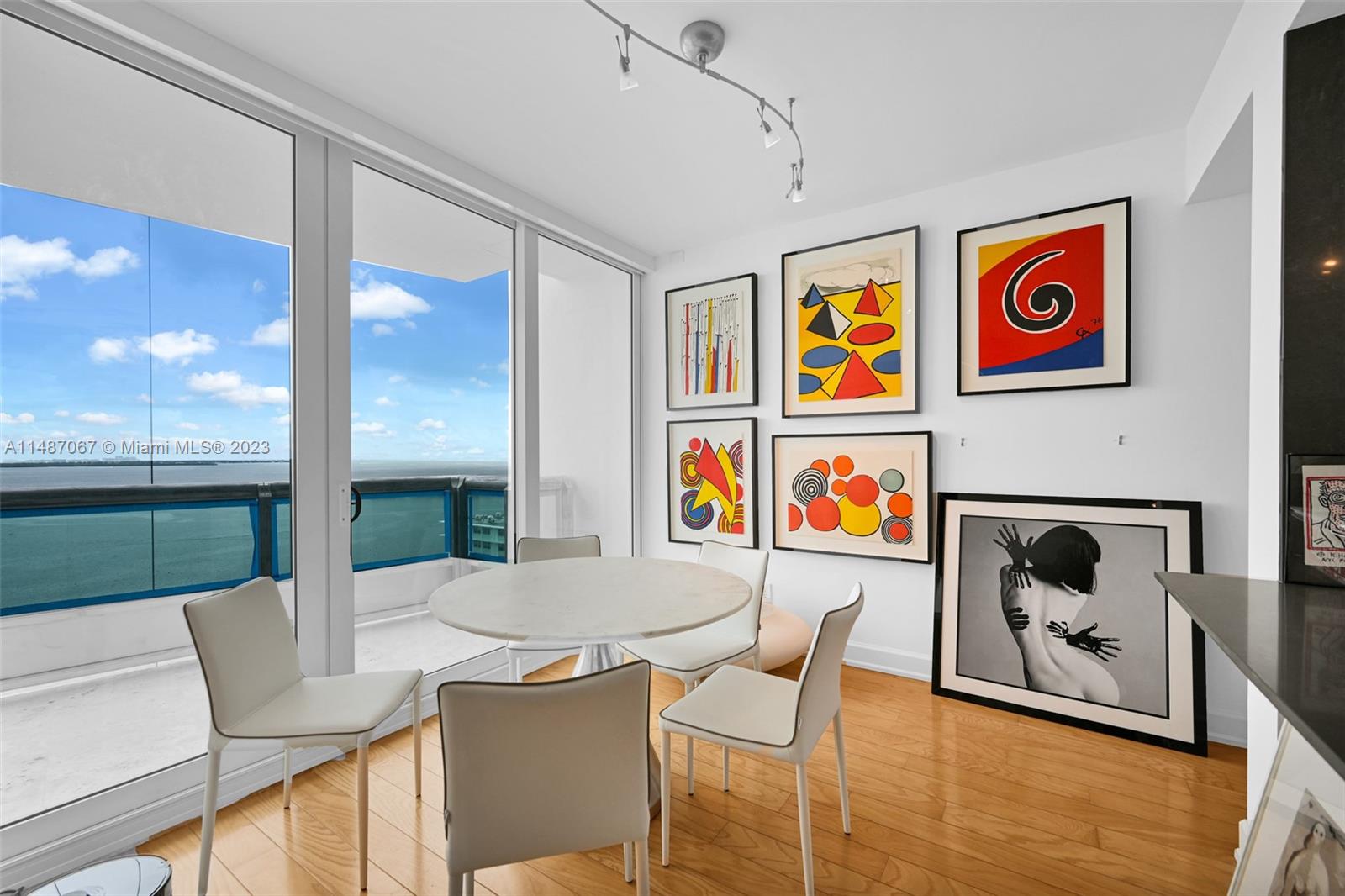 SANTA MARIA CONDO - Residential