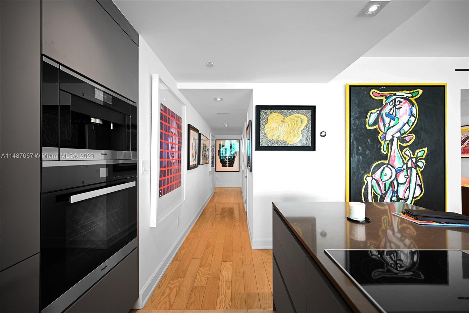 SANTA MARIA CONDO - Residential