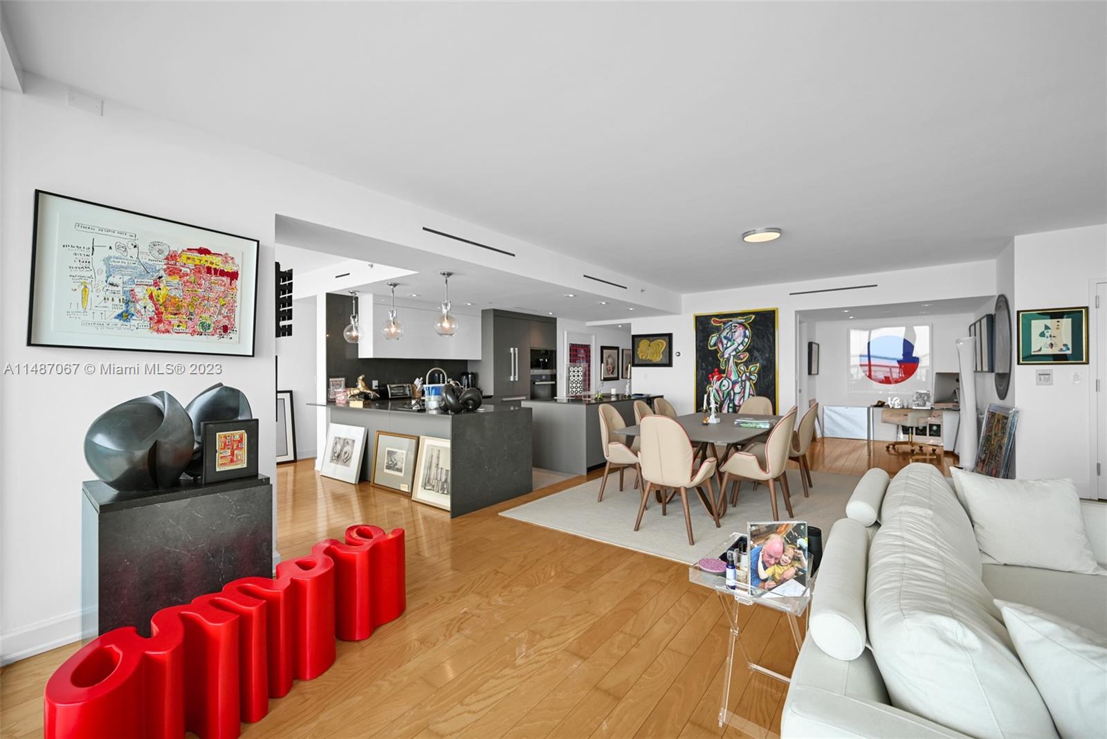 SANTA MARIA CONDO - Residential