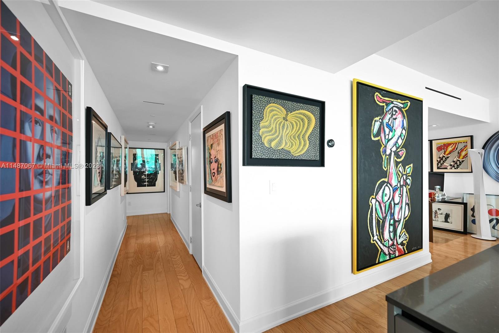 SANTA MARIA CONDO - Residential