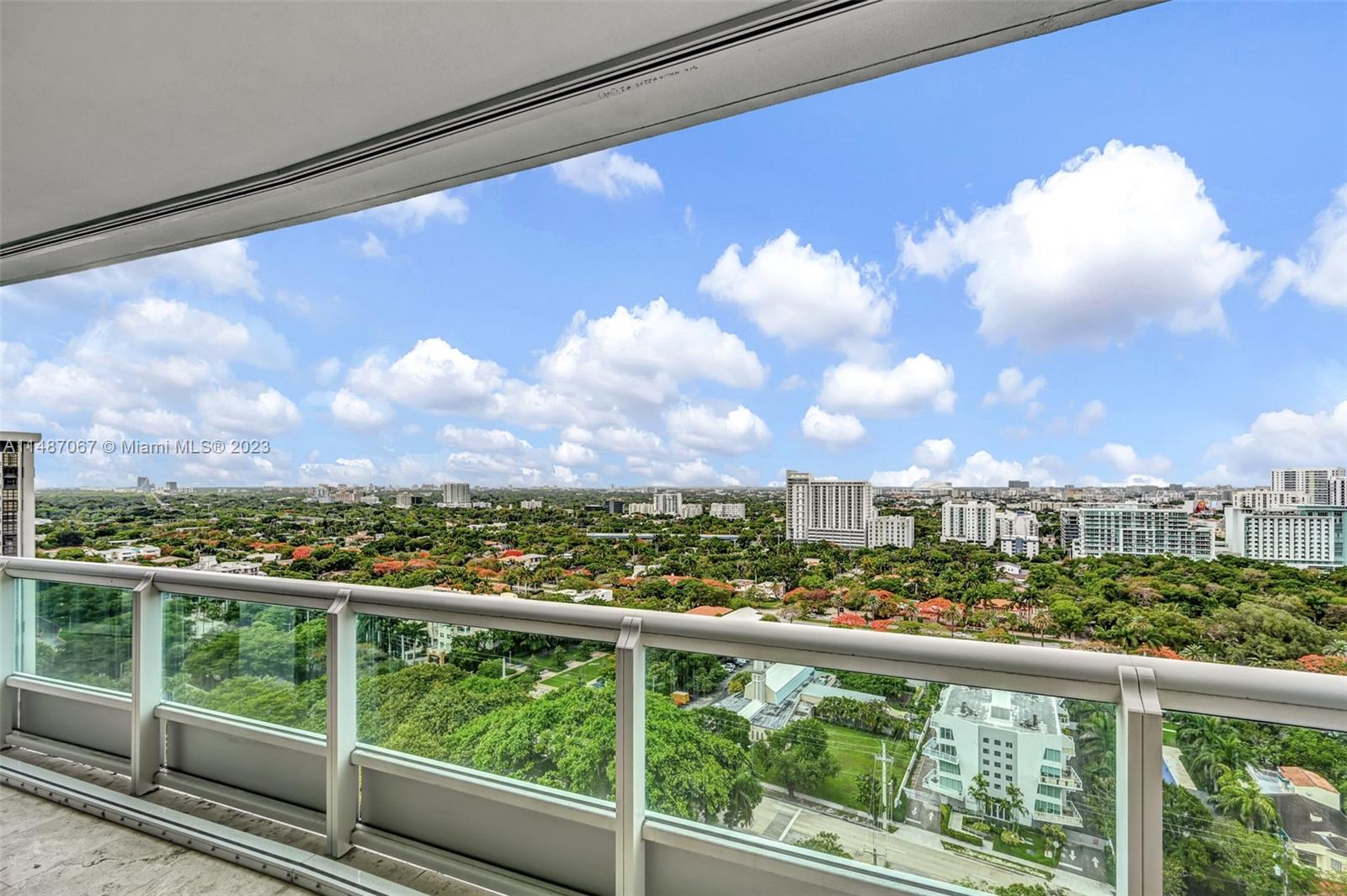 SANTA MARIA CONDO - Residential