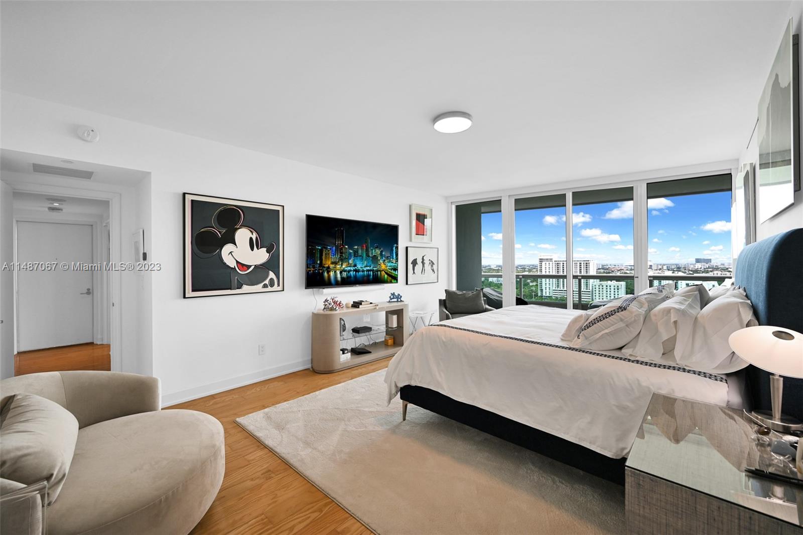 SANTA MARIA CONDO - Residential