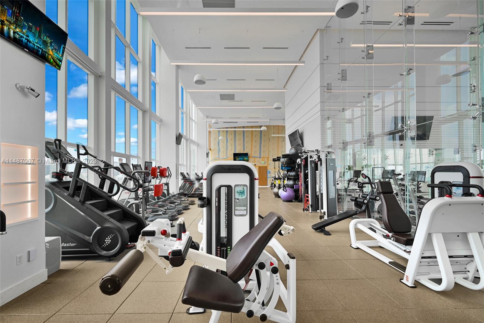 SANTA MARIA CONDO - Residential