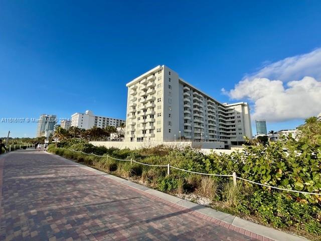 Property for Sale at 465 Ocean Dr 507, Miami Beach, Miami-Dade County, Florida - Bedrooms: 1 
Bathrooms: 1  - $498,000