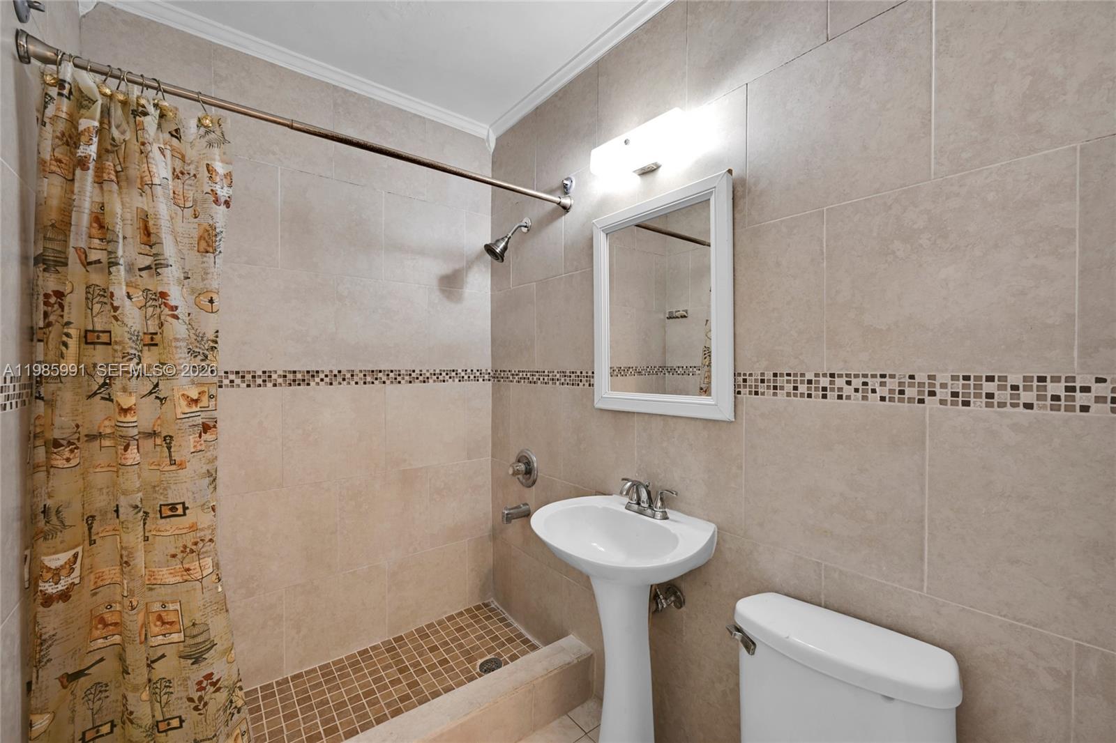 4TH AVENUE EXTENSION TO H - Residential