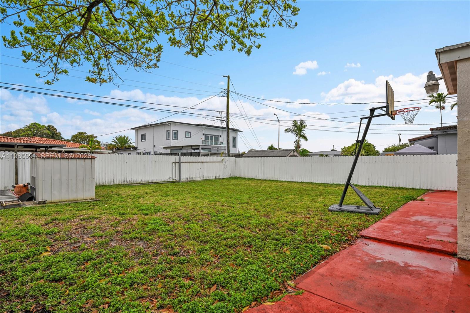 4TH AVENUE EXTENSION TO H - Residential