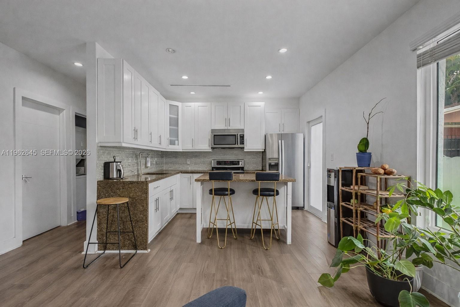 CAROLINA HEIGHTS 2ND SEC - Residential Income