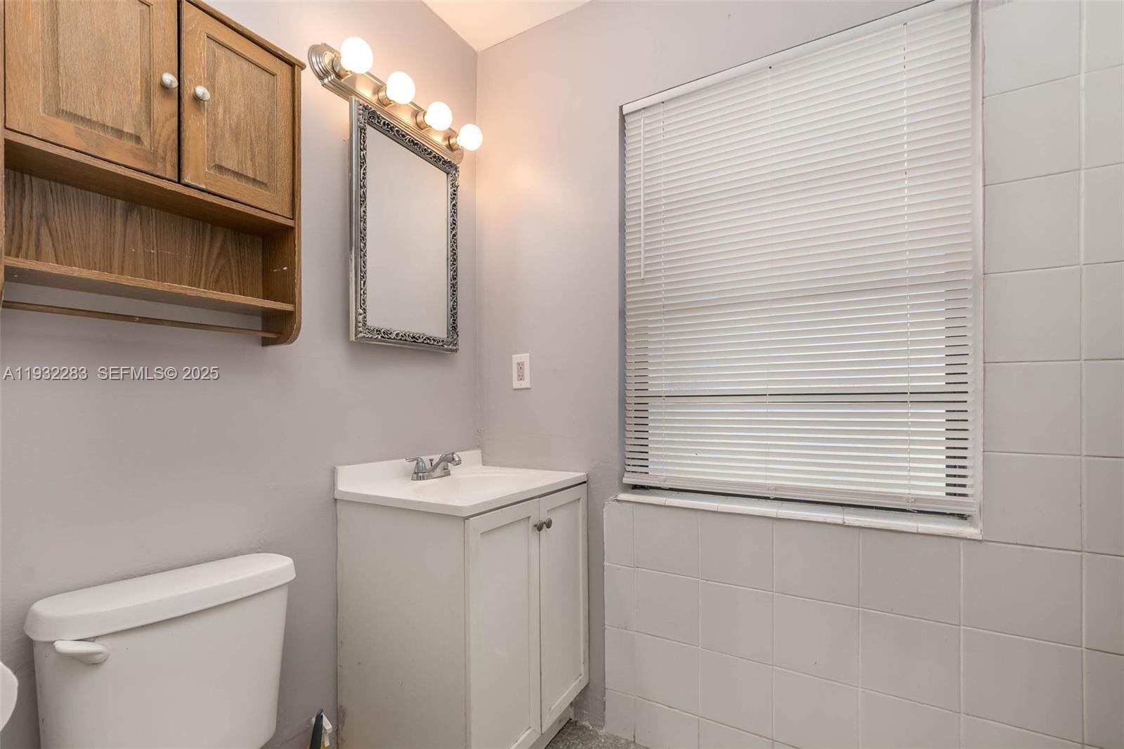 WINSTON PARK UNIT TWO - Residential