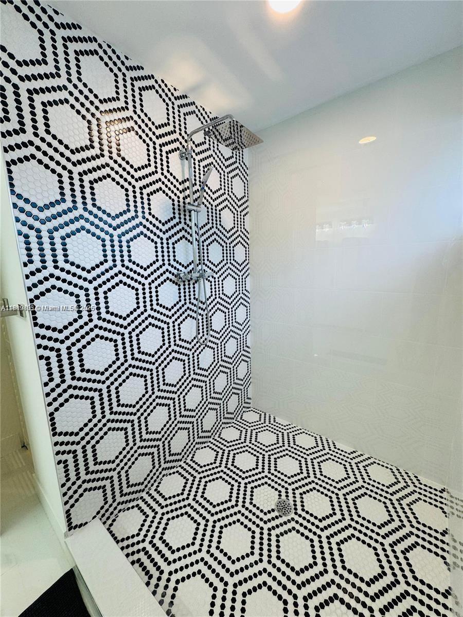 BOULEVARD WOODS NORTH - Residential