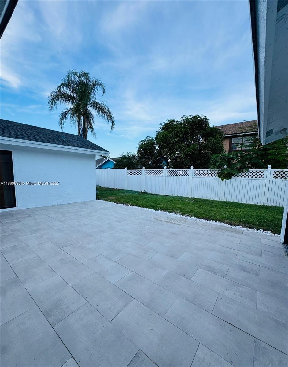 BOULEVARD WOODS NORTH - Residential