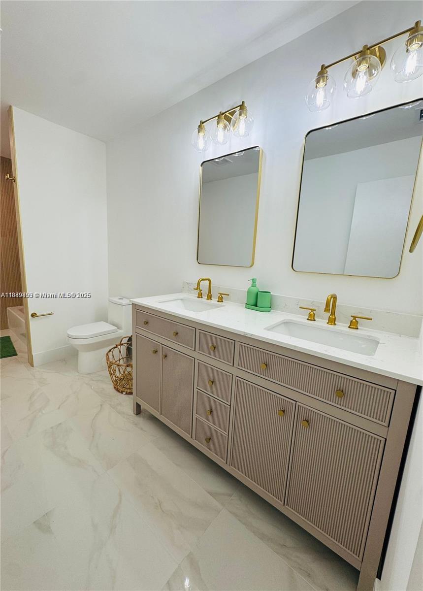 BOULEVARD WOODS NORTH - Residential