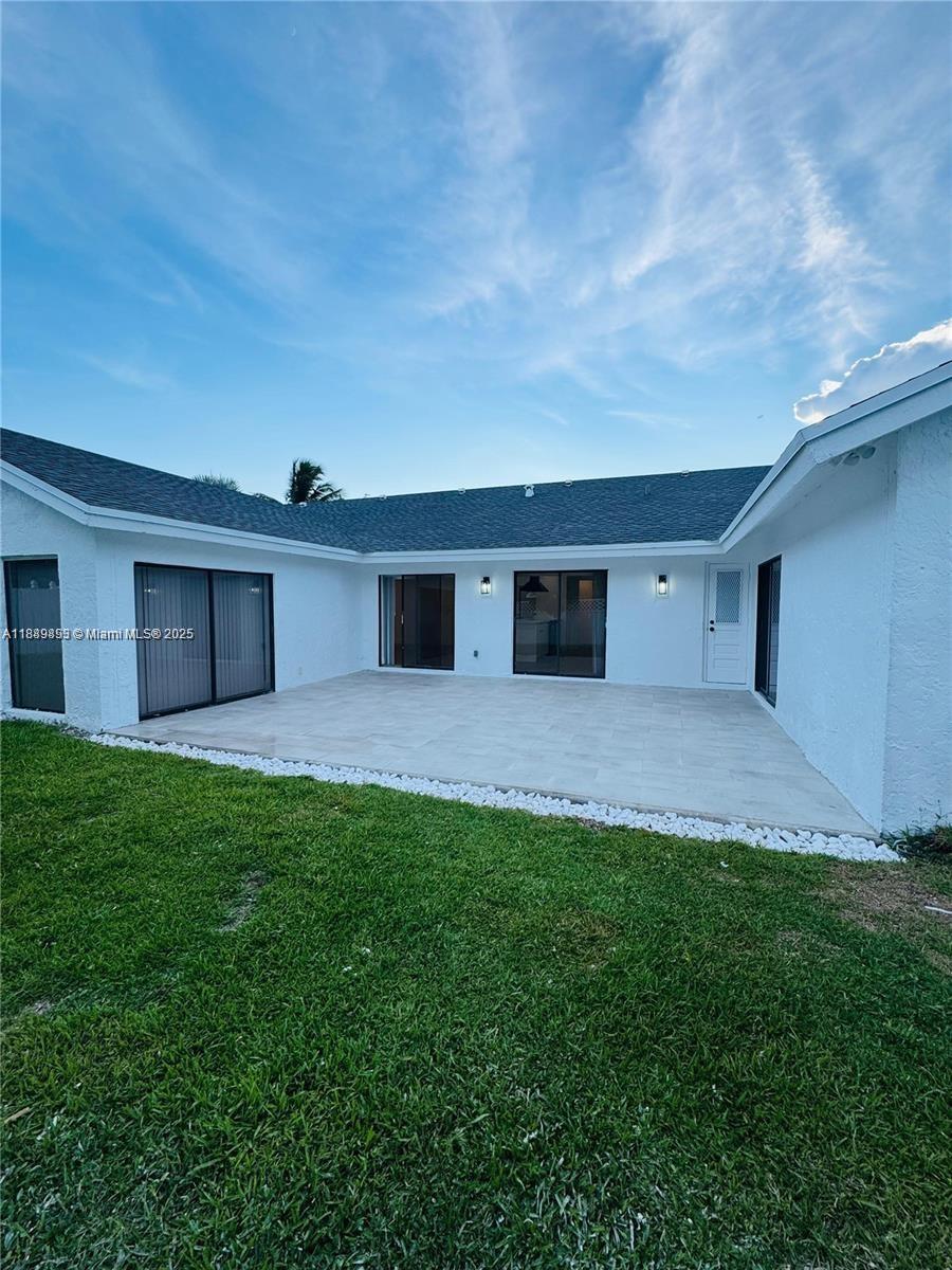 BOULEVARD WOODS NORTH - Residential