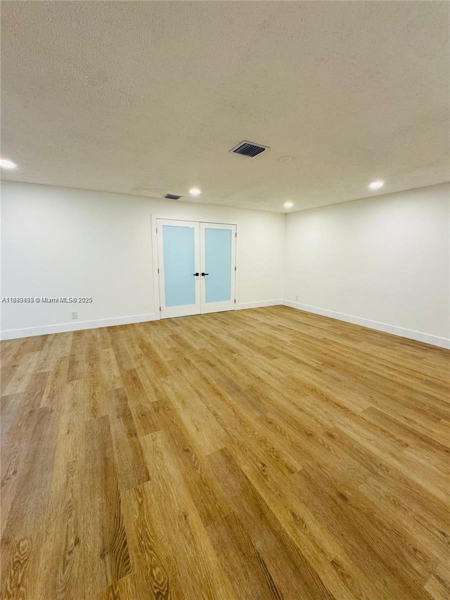 BOULEVARD WOODS NORTH - Residential