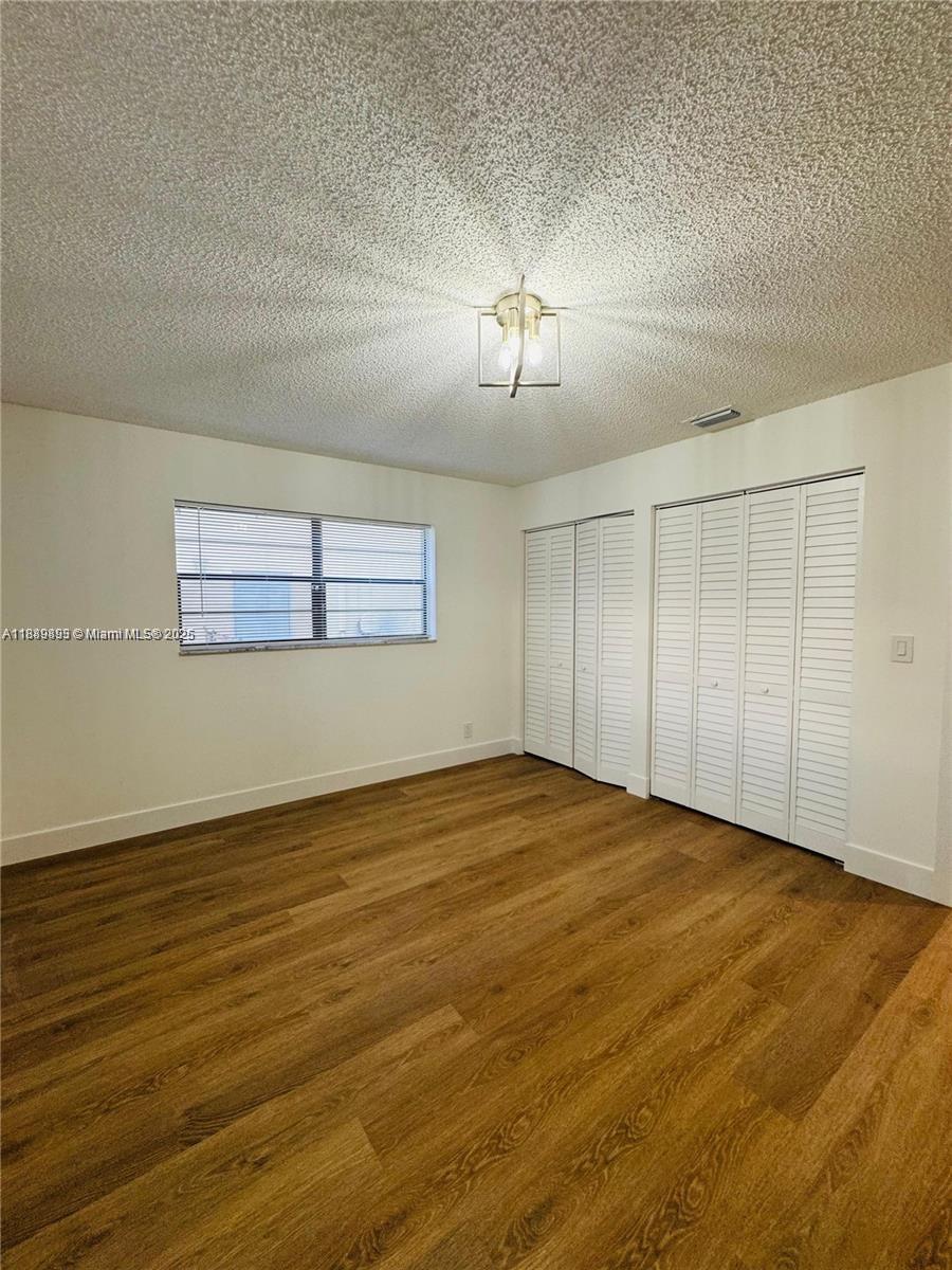 BOULEVARD WOODS NORTH - Residential