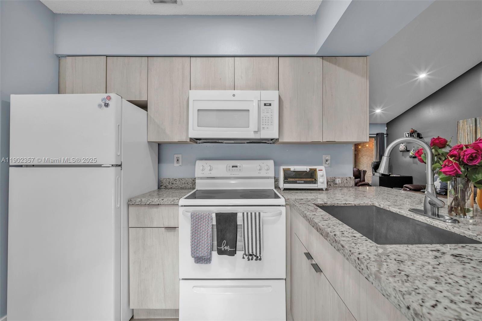 PARC VISTA CONDO - Residential