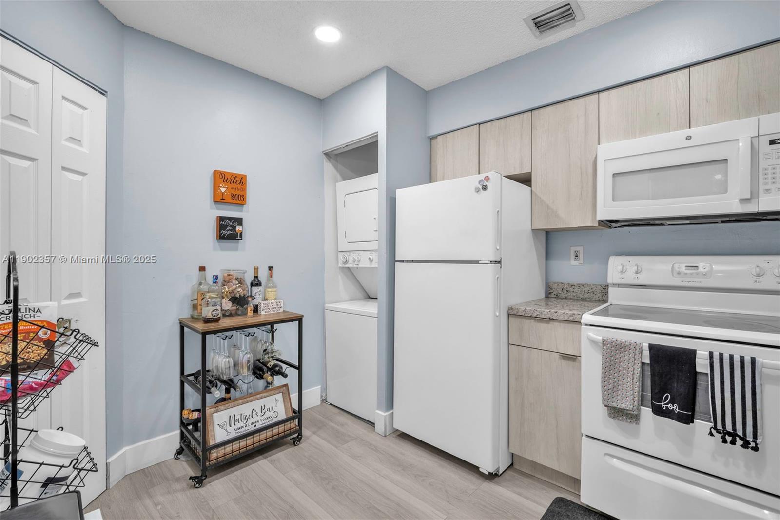PARC VISTA CONDO - Residential