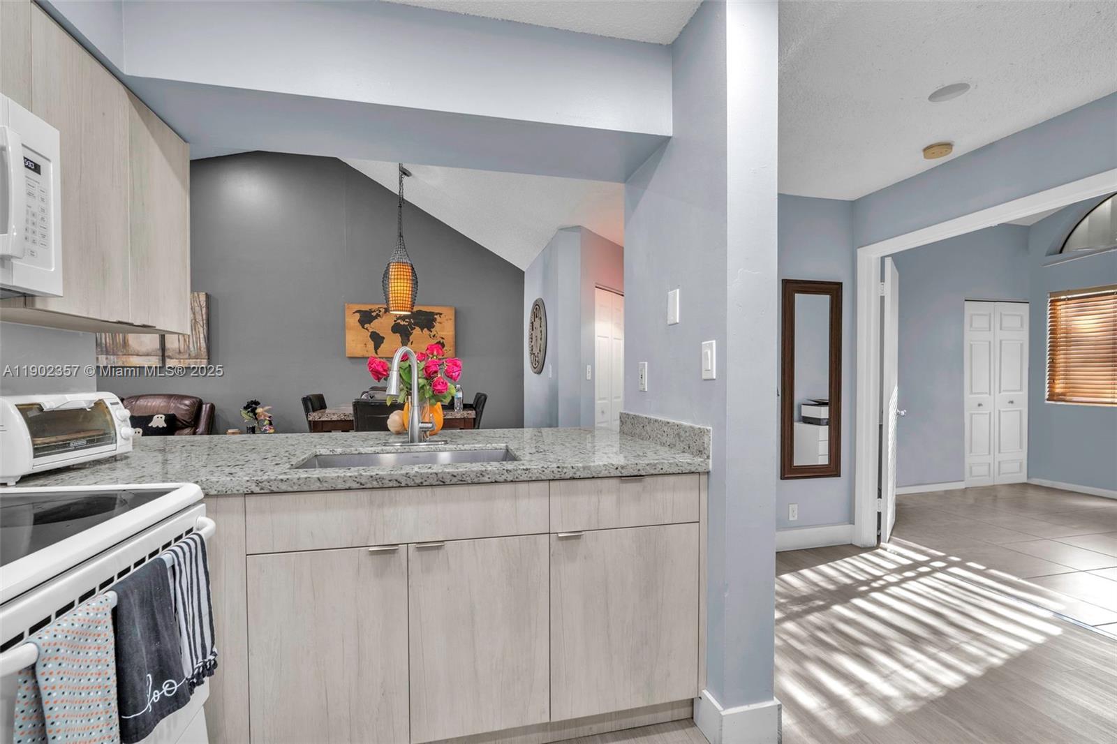 PARC VISTA CONDO - Residential